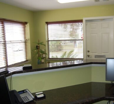 Lake Advanced Dentistry | ZOOM Whitening, Implant Dentistry and Extractions